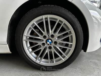 BMW Serie 1 120i BMW 120i M SPORT 5P - -05/18 72.000KM Bianco usata Collegno