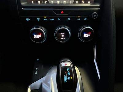 Jaguar E-Pace 2.0d i4 SE awd 150cv auto Grigio usata Goito