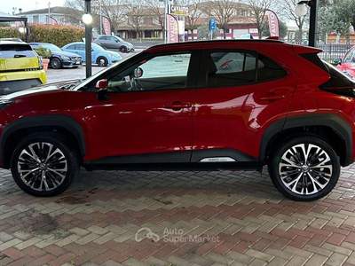 Toyota Yaris Cross 1.5h cross e-cvt Bianco usata Goito