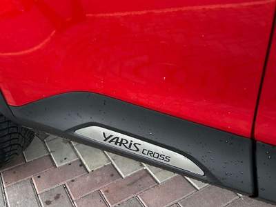 Toyota Yaris Cross 1.5h cross e-cvt Bianco usata Goito