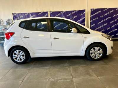 Hyundai ix20 1.4 CRDI 90 CV Comfort Bianco usata Messina