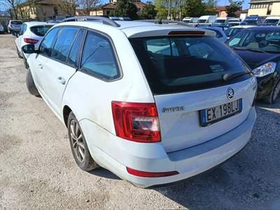 Skoda Octavia Wagon 1.4 tsi g-tec Executive 110cv Bianco usata Pistoia