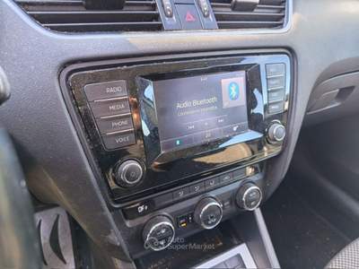 Skoda Octavia Wagon 1.4 tsi g-tec Executive 110cv Bianco usata Pistoia