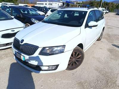 Skoda Octavia Wagon 1.4 tsi g-tec Executive 110cv Bianco usata Pistoia