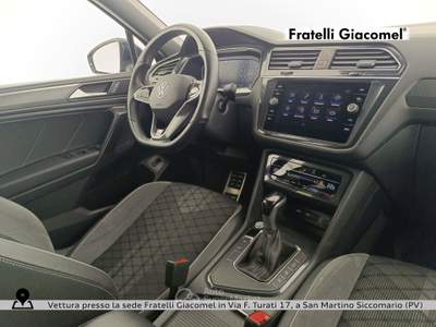 Volkswagen Tiguan allspace 2.0 tdi r-line 150cv 7p.ti dsg Blu/Azzurro usata Assago