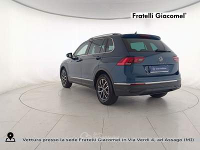 Volkswagen Tiguan 1.5 tsi life 150cv dsg Blu/Azzurro usata Assago
