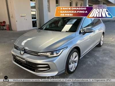 Volkswagen Golf variant 1.5 tsi life 115cv Argento usata Vigevano