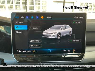Volkswagen Golf variant 1.5 tsi life 115cv Argento usata Vigevano