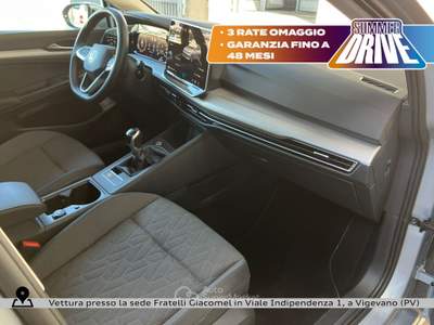 Volkswagen Golf variant 1.5 tsi life 115cv Argento usata Vigevano