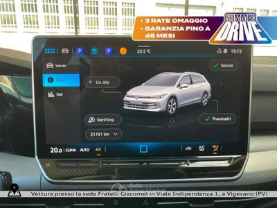Volkswagen Golf variant 1.5 tsi life 115cv Argento usata Vigevano