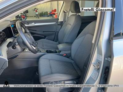 Volkswagen Golf variant 1.5 tsi life 115cv Argento usata Vigevano