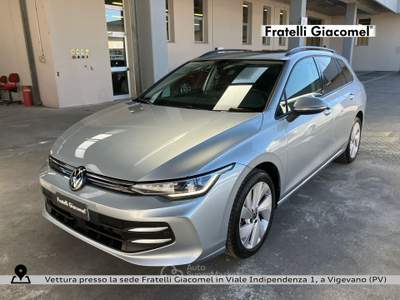 Volkswagen Golf variant 1.5 tsi life 115cv Argento usata Vigevano