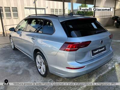 Volkswagen Golf variant 1.5 tsi life 115cv Argento usata Vigevano