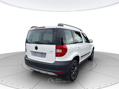 Skoda Yeti Yeti 1.2 tsi ambition (adventure) Bianco usata Este