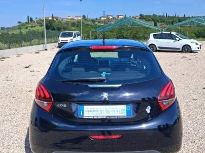 Peugeot 208 BlueHDi 75 5 porte Active usata Laterina