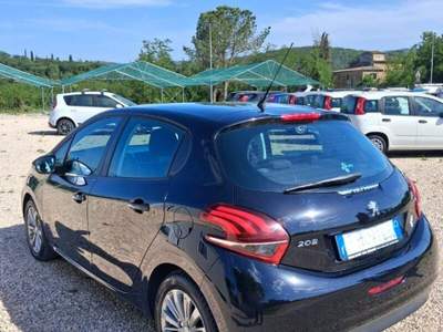 Peugeot 208 BlueHDi 75 5 porte Active usata Laterina