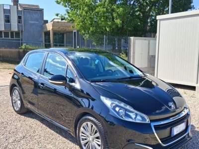 Peugeot 208 BlueHDi 75 5 porte Active usata Laterina