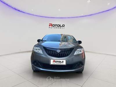 Lancia Ypsilon Ypsilon 1.0 FireFly 5 porte S&S Hybrid Silver Grigio usata Torino