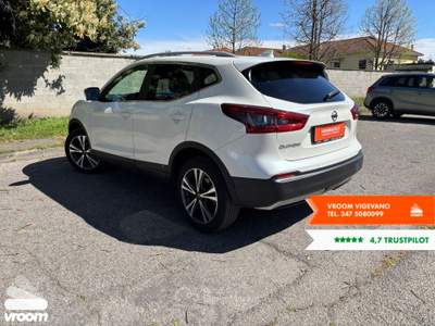 Nissan Qashqai Qashqai 1.3 DIG-T 140 CV N-Connecta Bianco usata Vigevano