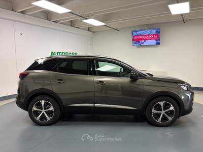 Peugeot 3008 3008 1.5 bluehdi GT Line s&amp;s 130cv eat8 Verde usata Brescia