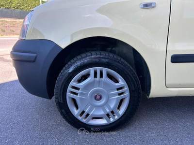 Fiat Panda 1.4 natural power Dynamic MOTORE RIFATTO Giallo usata Chieri