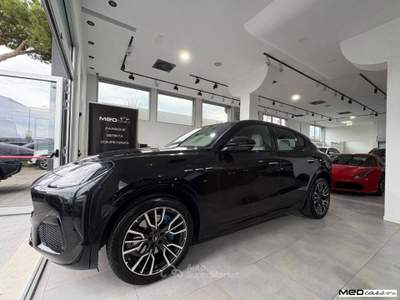 Maserati Grecale 2.0 MHEV Modena Nero usata Rimini