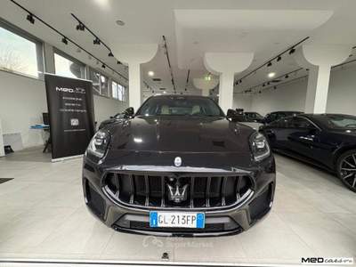 Maserati Grecale 2.0 MHEV Modena Nero usata Rimini