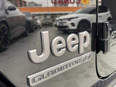 Jeep Gladiator  usata Taranto