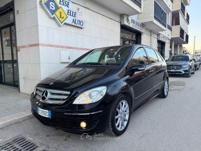 Mercedes-Benz Classe B Nero usata Andria Mercedes-Benz Classe B Nero usata Andria