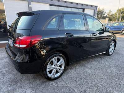 Mercedes-Benz Classe B B 180 d Automatic Premium Nero usata Mesagne