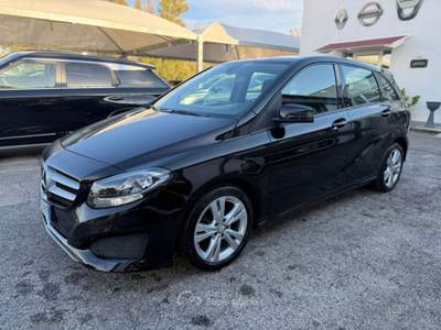 Mercedes-Benz Classe B B 180 d Automatic Premium Nero usata Mesagne