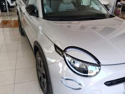 Fiat 600 Hybrid DCT MHEV La Prima usata Pagani
