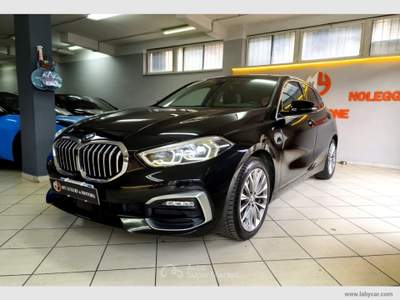 BMW Serie 1 118d 118d AUT. 5P LUXURY Nero usata Fonte Nuova