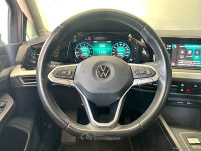 Volkswagen Golf Golf 1.0 eTSI EVO DSG Life usata Fonte Nuova