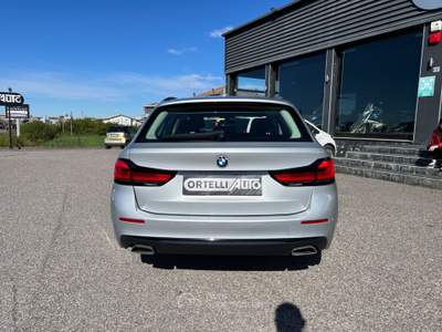 BMW Serie 5 520d 520d Touring Business Argento usata Cerea