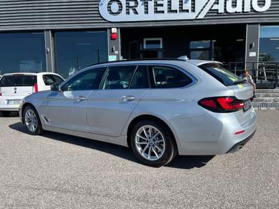BMW Serie 5 520d 520d Touring Business Argento usata Cerea
