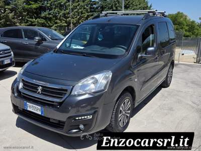Peugeot Partner Partner Tepee Mix BlueHDi 100 Active 5 POSTI AUTOCARRO Grigio usata Ascoli Satriano