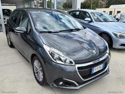 Peugeot 208 208 BlueHDi 75 5p. Active Grigio usata Ascoli Satriano