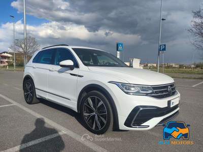 Volkswagen Tiguan 1.5 tsi R-Line 150cv dsg ProM-Mo Bianco usata Rovato