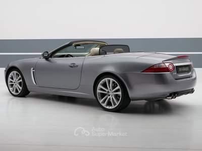 Jaguar XKR 4.2 V8 S/C Convertibile Grigio usata Bassano del Grappa