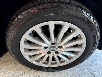 Audi Q2 Audi Q2 Q2 35 1.5 tfsi Design S-Line Bianco usata Cividate Camuno
