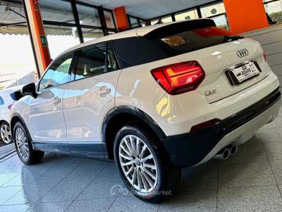 Audi Q2 Audi Q2 Q2 35 1.5 tfsi Design S-Line Bianco usata Cividate Camuno