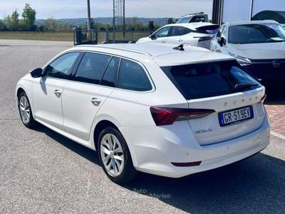 Skoda Octavia 2.0 TDI EVO SCR 150 CV DSG Wagon Style Bianco usata Pieve di Soligo