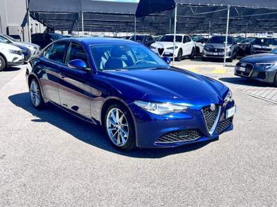 Alfa Romeo Giulia 2.2 Turbodiesel 160 CV AT8 Super Blu/Azzurro usata Pieve di Soligo
