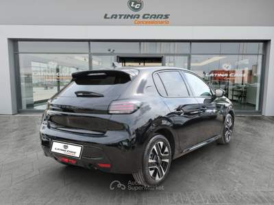 Peugeot 208 1.2 puretech Allure s&s 100cv con CarPlay Nero usata Latina