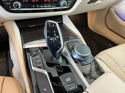 BMW Serie 5 530i 530i xdrive luxury auto Grigio usata Bollengo