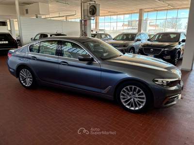 BMW Serie 5 530i 530i xdrive luxury auto Grigio usata Bollengo