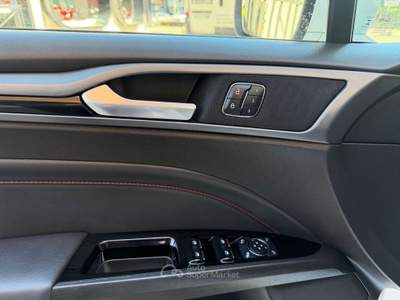 Ford Mondeo SW 2.0 tdci ST-Line Bus. awd s&s 180cv powershift Bianco usata Cesano Maderno