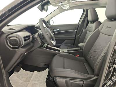 Jeep Avenger Avenger 1.2  e-hybrid mhev Summit 110cv edct6 Nero usata Moncalieri