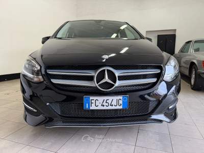 Mercedes-Benz Classe B B 200 d Sport KM 97000 OK NEOPATENTATI Nero usata Ravenna